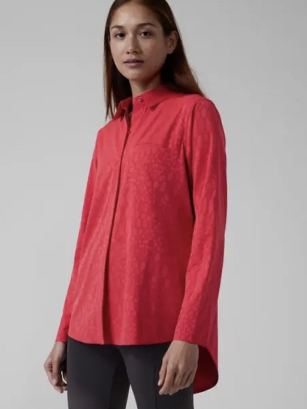 Athleta Urbanite Textured Long Sleeve Button Down Top EUC - size medium